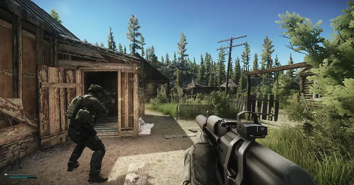 Un operatore PMC di Escape from Tarkov in esplorazione durante un raid nella regione di Norvinsk.
