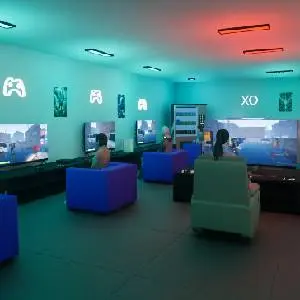 Gaming Cafe Simulator – Clienti