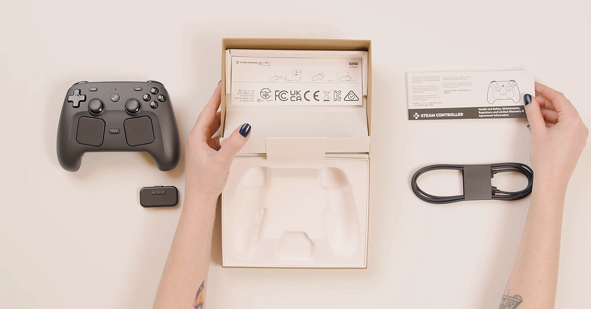 Lo Steam Controller riprogettato debutta il 4 maggio con levette TMR e trackpad duali Lo Steam Controller riprogettato debutta il 4 maggio con levette TMR e trackpad duali
