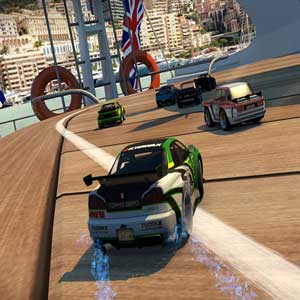 Sconfiggere nemici in Table Top Racing World Tour