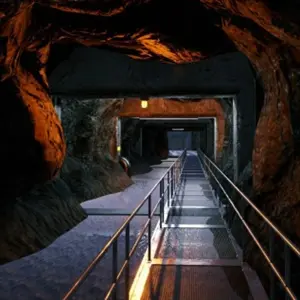 The Cold White - Tunnel Sotterraneo